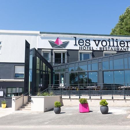 ホテル Logis Les Voiliers Peigney エクステリア 写真